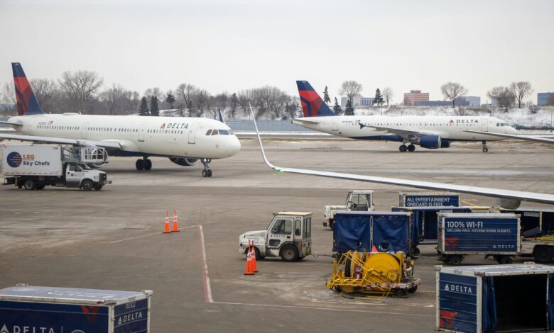 delta flight dl275 diverted lax